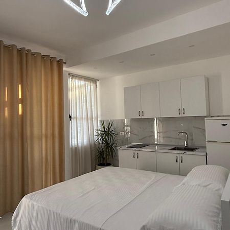 Elio'S Room Δυρράχιο Εξωτερικό φωτογραφία